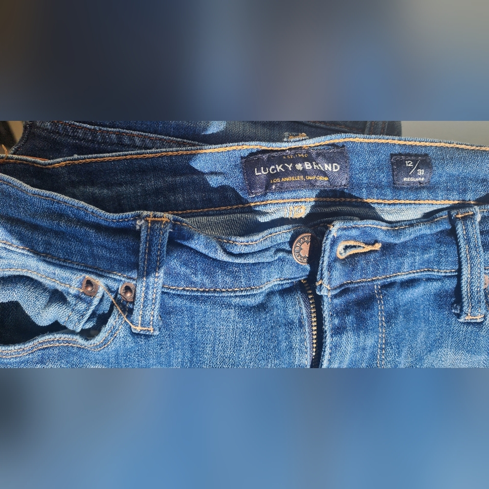 Jean Bundle - Picture 5 of 7